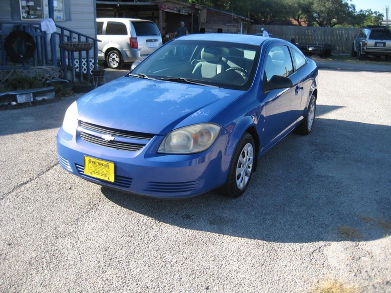 Chevrolet Cobalt Vehicle Image 06