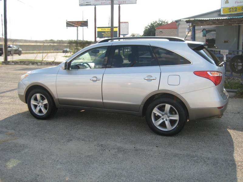Hyundai Veracruz Vehicle Image 03