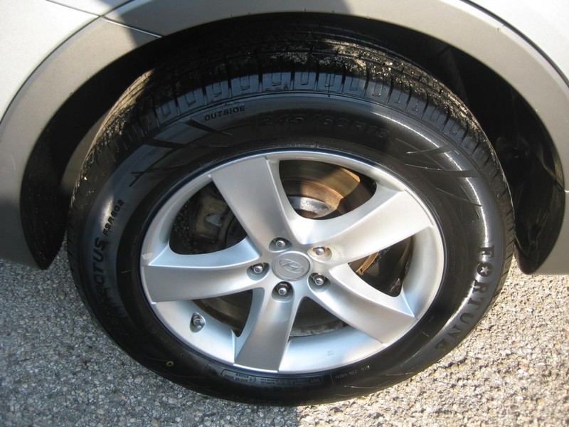 Hyundai Veracruz Vehicle Image 10