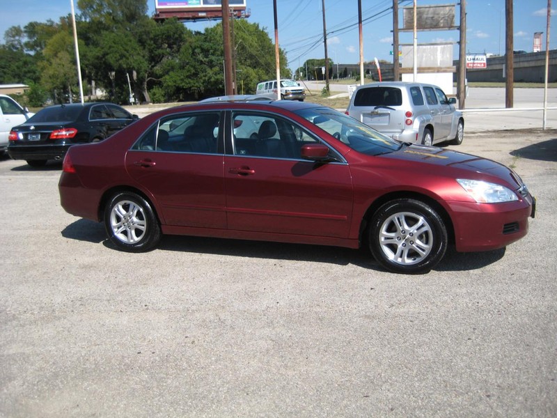 Honda Accord Vehicle Image 07