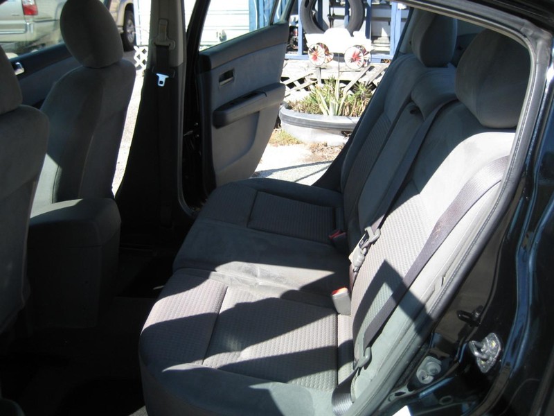 Nissan Sentra Vehicle Full-screen Gallery Image 22