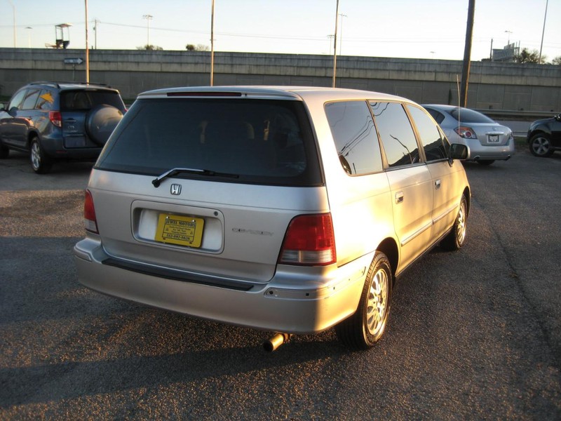 Honda Odyssey Vehicle Image 04