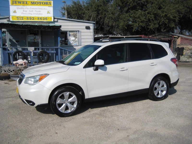 Subaru Forester Vehicle Full-screen Gallery Image 02