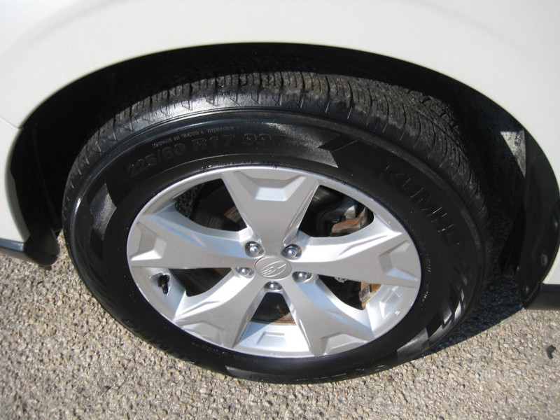 Subaru Forester Vehicle Full-screen Gallery Image 12