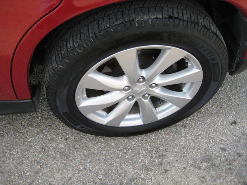 Mitsubishi Outlander Sport Vehicle Image 09