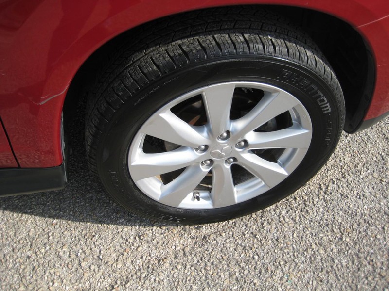 Mitsubishi Outlander Sport Vehicle Image 11