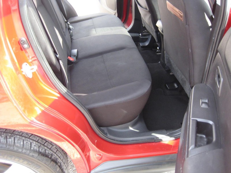 Mitsubishi Outlander Sport Vehicle Image 18