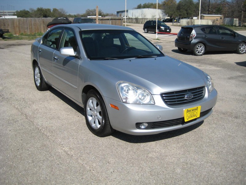 Kia Optima Vehicle Full-screen Gallery Image 06