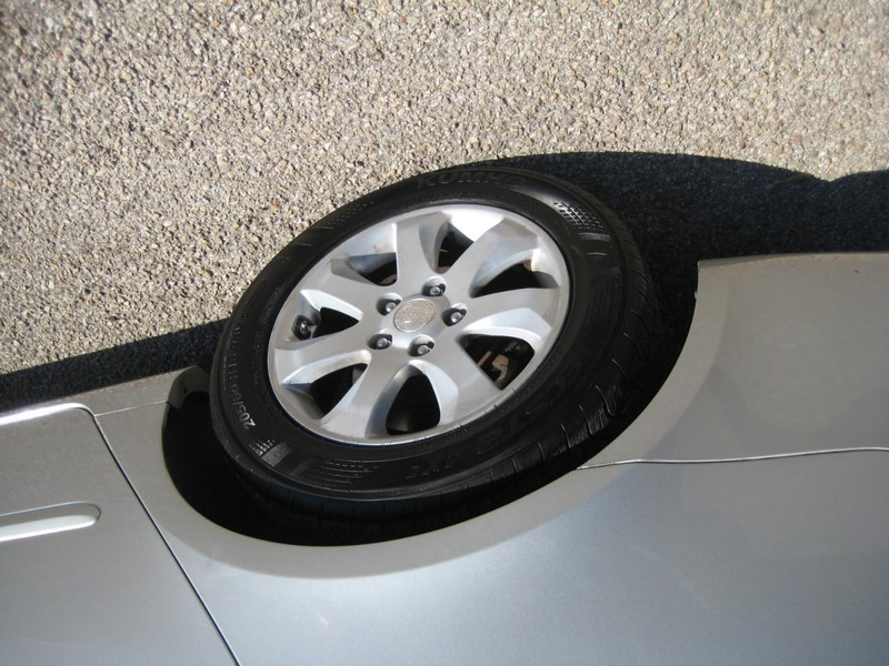 Kia Optima Vehicle Full-screen Gallery Image 10