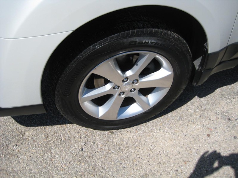 Subaru Outback Vehicle Image 08