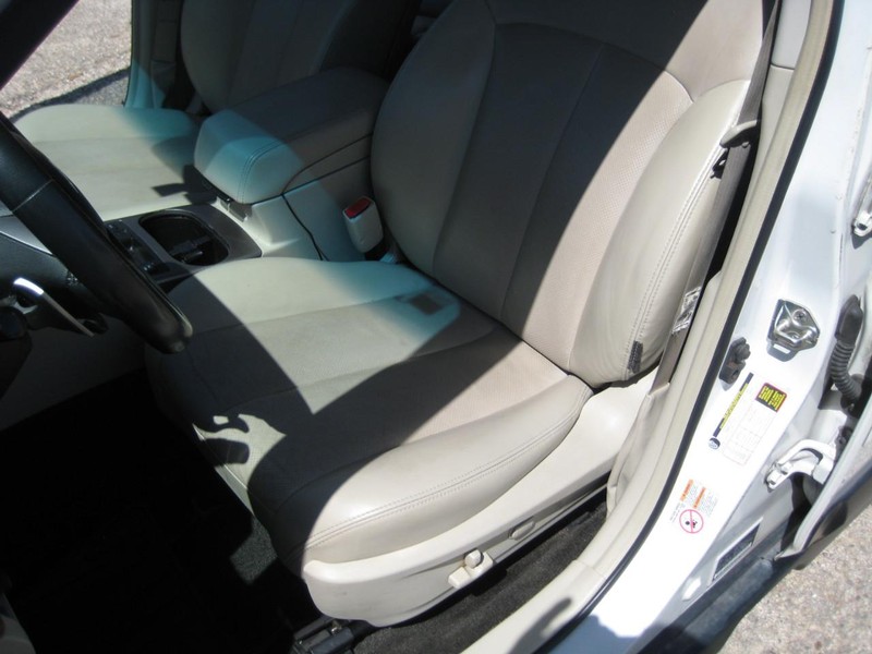 Subaru Outback Vehicle Image 16