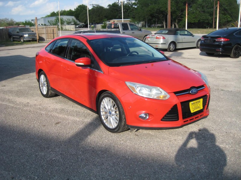 Ford Focus Vehicle Image 05