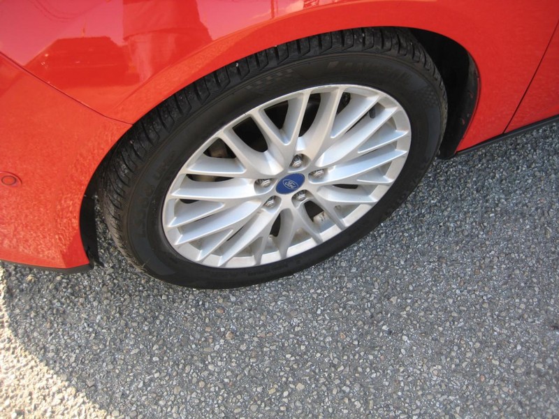 Ford Focus Vehicle Image 07