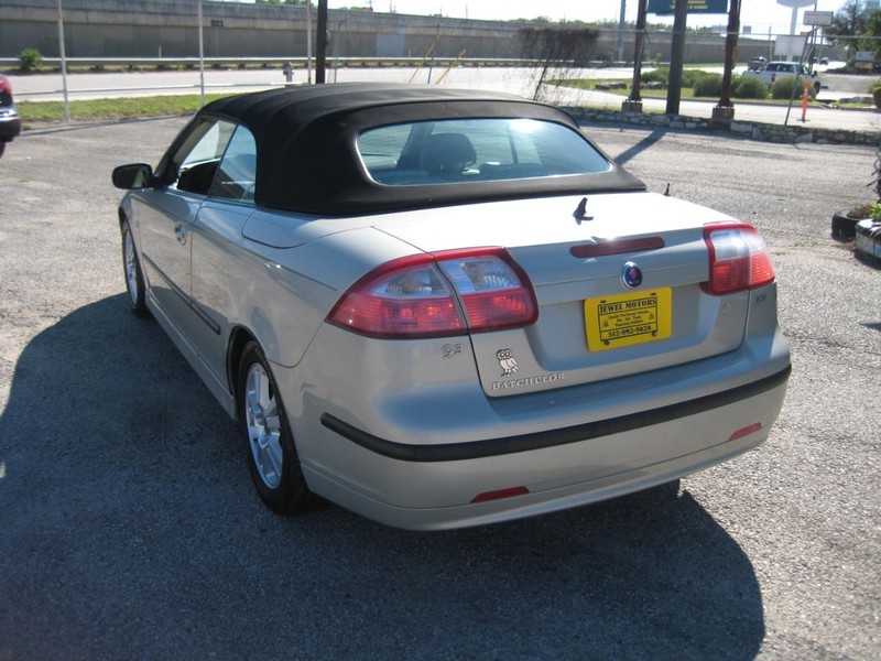 Saab 9-3 Vehicle Image 03