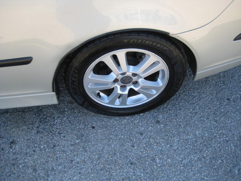 Saab 9-3 Vehicle Image 09