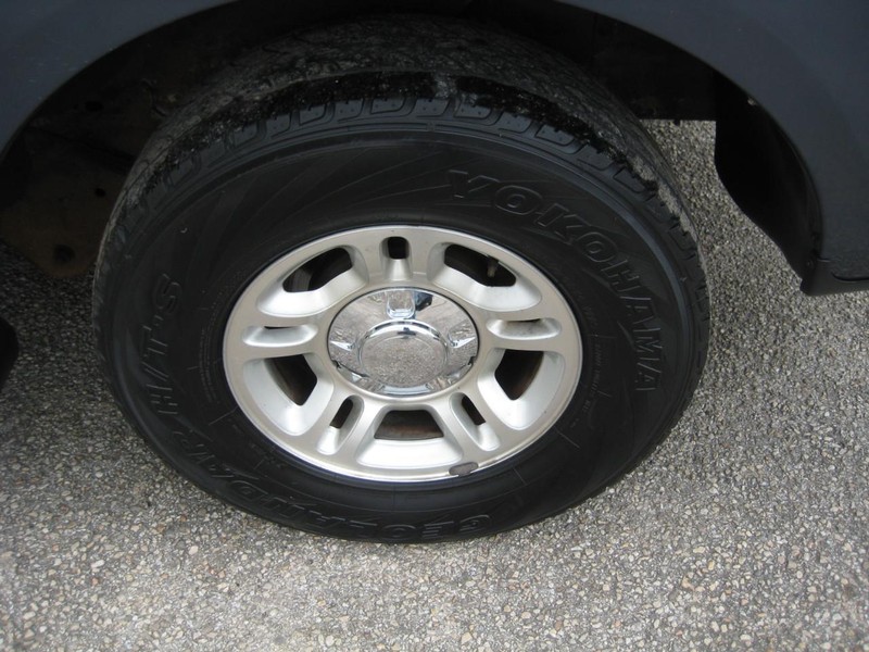 Ford Expedition Vehicle Full-screen Gallery Image 11