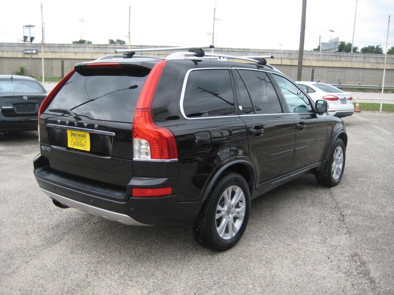 Volvo XC90 Vehicle Full-screen Gallery Image 04