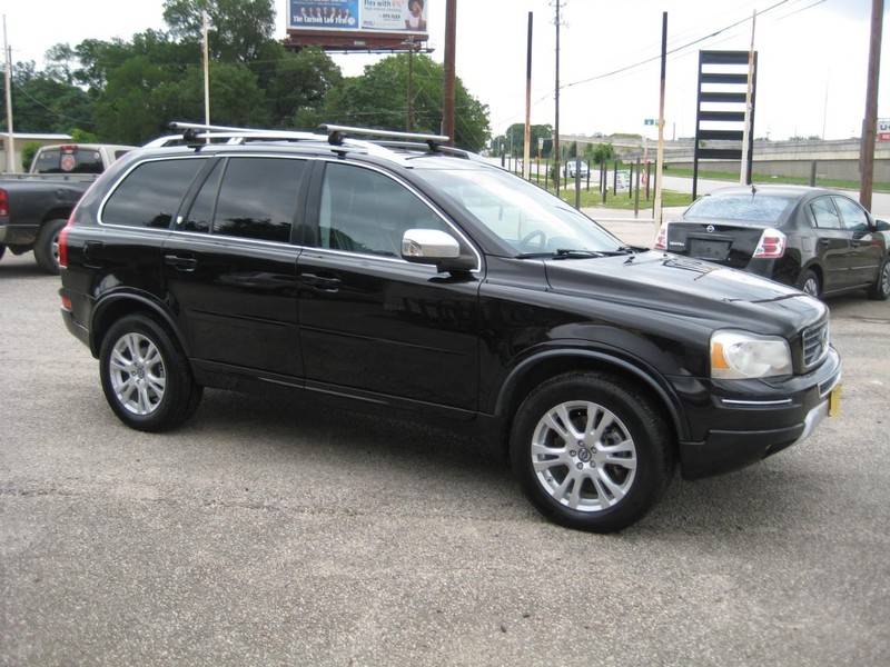 Volvo XC90 Vehicle Full-screen Gallery Image 05