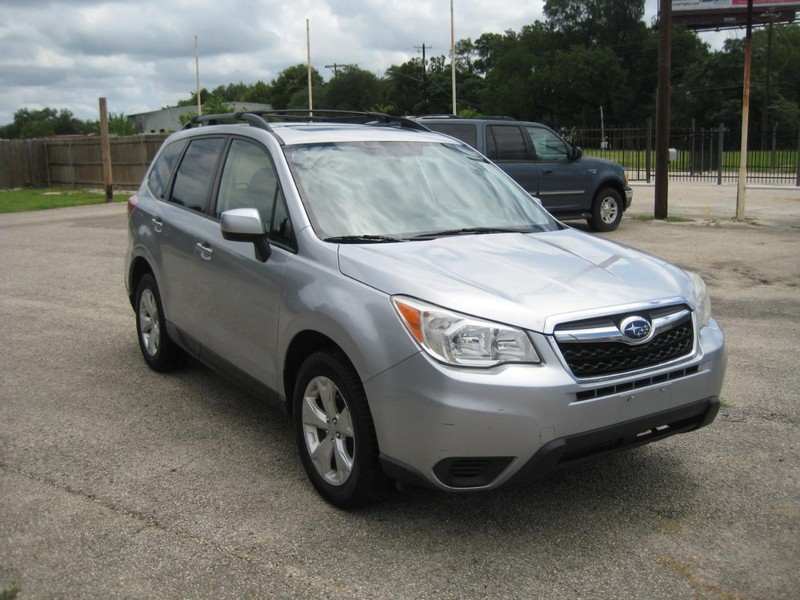 Subaru Forester Vehicle Full-screen Gallery Image 05