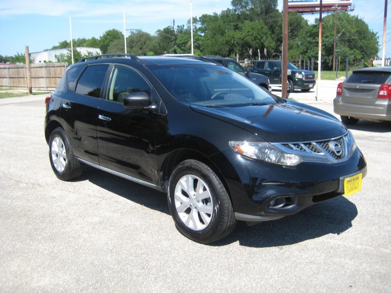 Nissan Murano Vehicle Full-screen Gallery Image 08