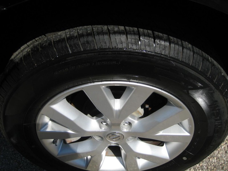 Nissan Murano Vehicle Full-screen Gallery Image 09