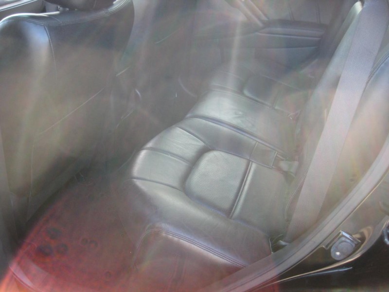 Nissan Murano Vehicle Full-screen Gallery Image 21
