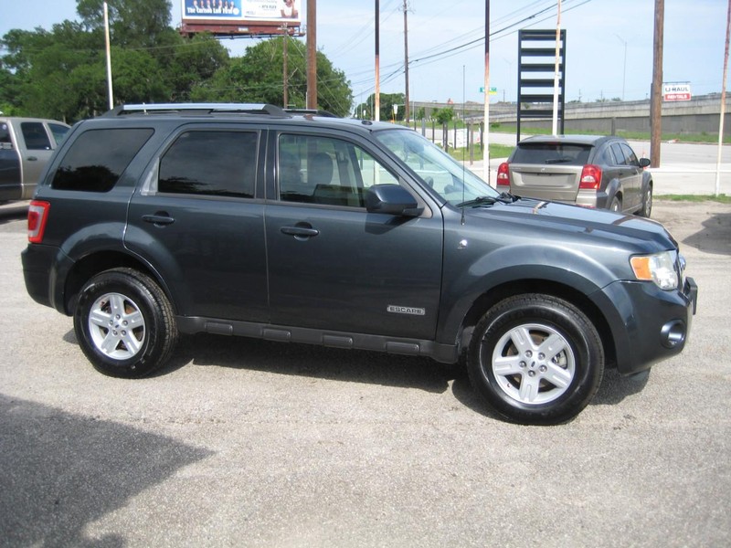 Ford Escape Vehicle Image 04