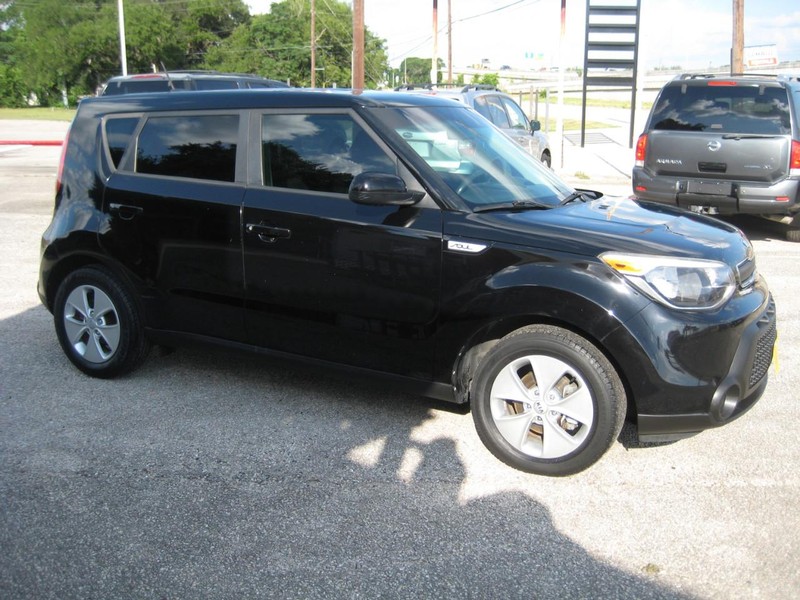 Kia Soul Vehicle Full-screen Gallery Image 04
