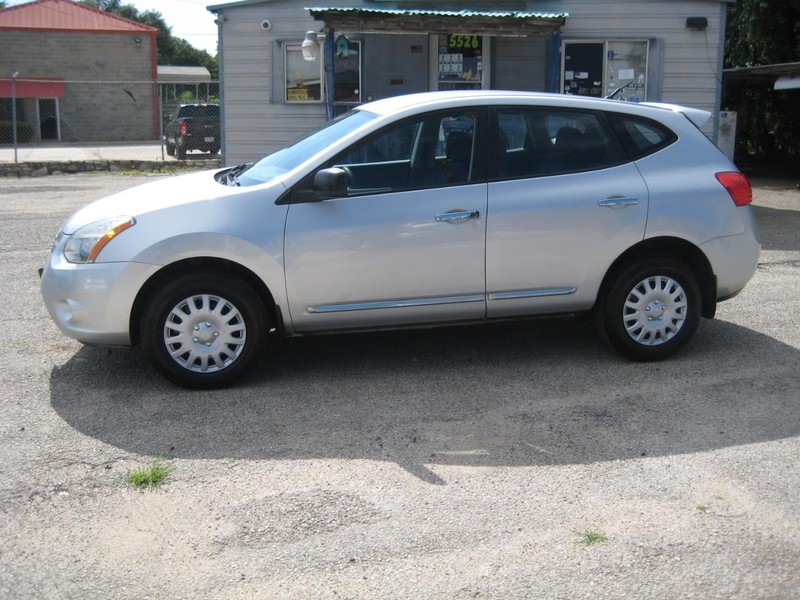 Silver 2012 Nissan Rogue SV SUV / Crossover Front-Wheel Drive Automatic