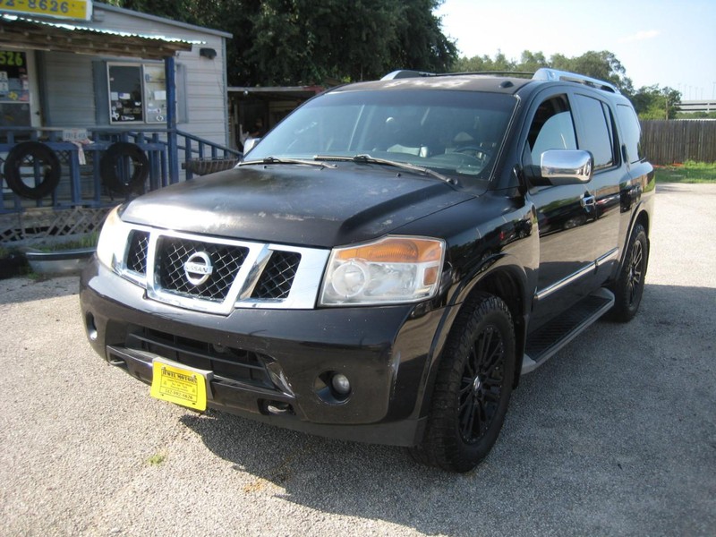Nissan Armada Vehicle Full-screen Gallery Image 07