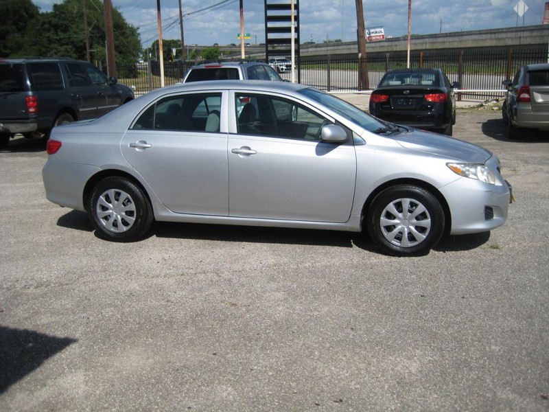 Toyota Corolla Vehicle Image 05