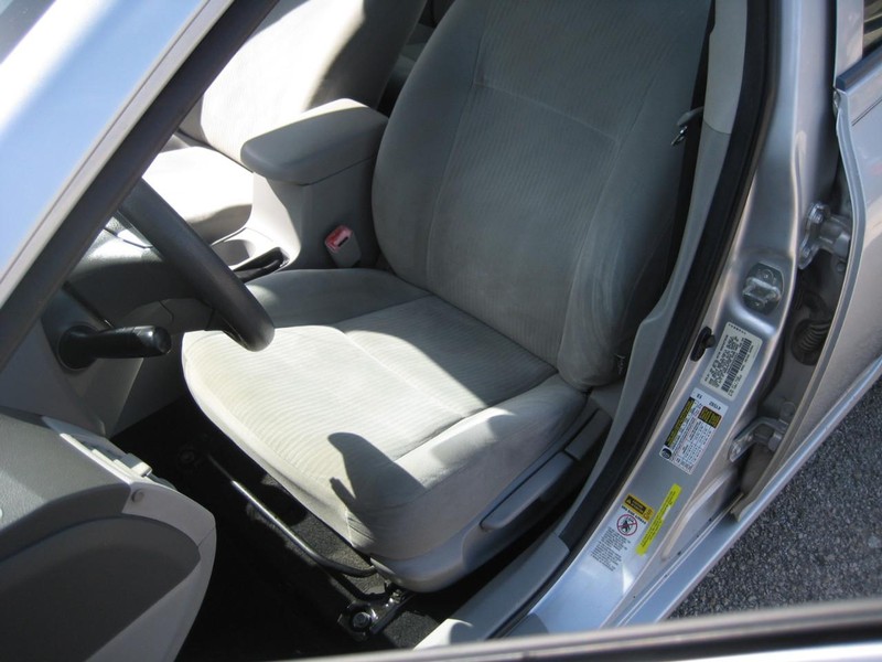 Toyota Corolla Vehicle Image 15