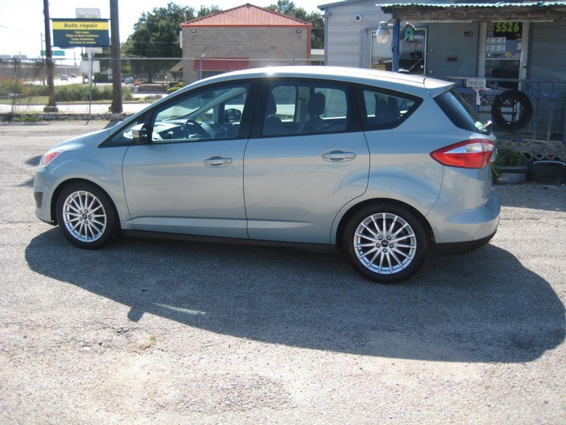 Ford C-Max Hybrid Vehicle Image 02