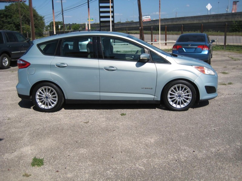 Ford C-Max Hybrid Vehicle Image 05