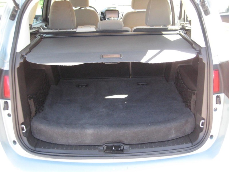 Ford C-Max Hybrid Vehicle Image 13