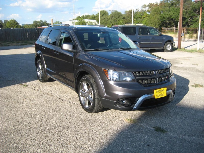 Dodge Journey Vehicle Full-screen Gallery Image 06