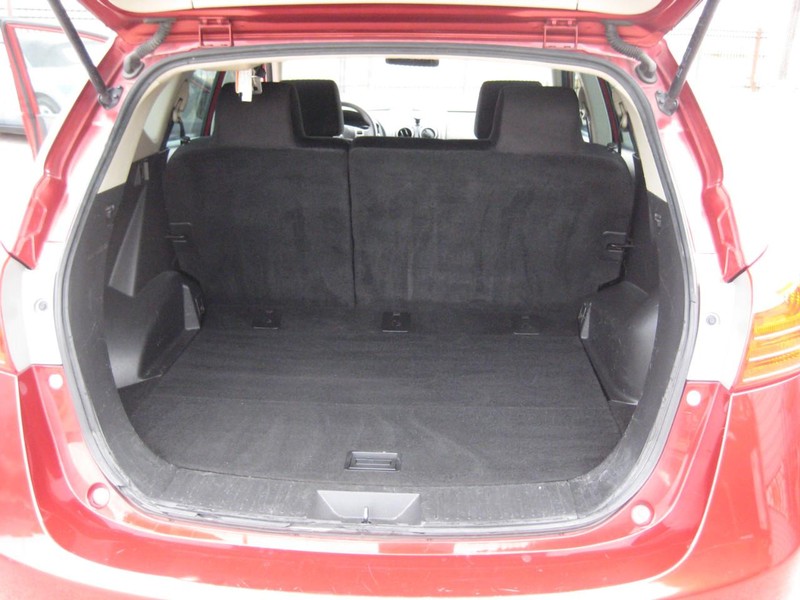 Nissan Rogue Vehicle Image 19