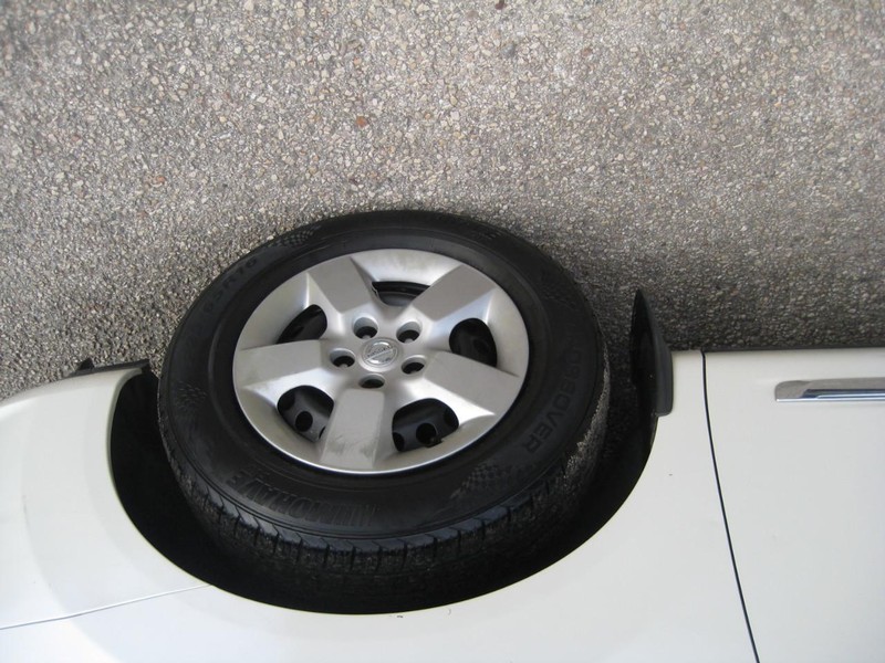 Nissan Rogue Vehicle Image 11