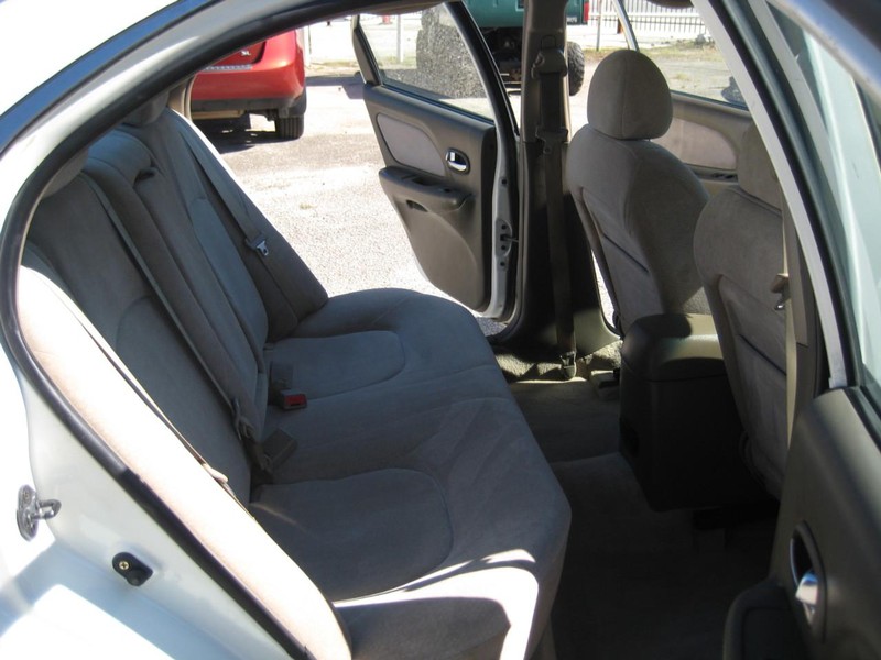 Hyundai Sonata Vehicle Full-screen Gallery Image 19
