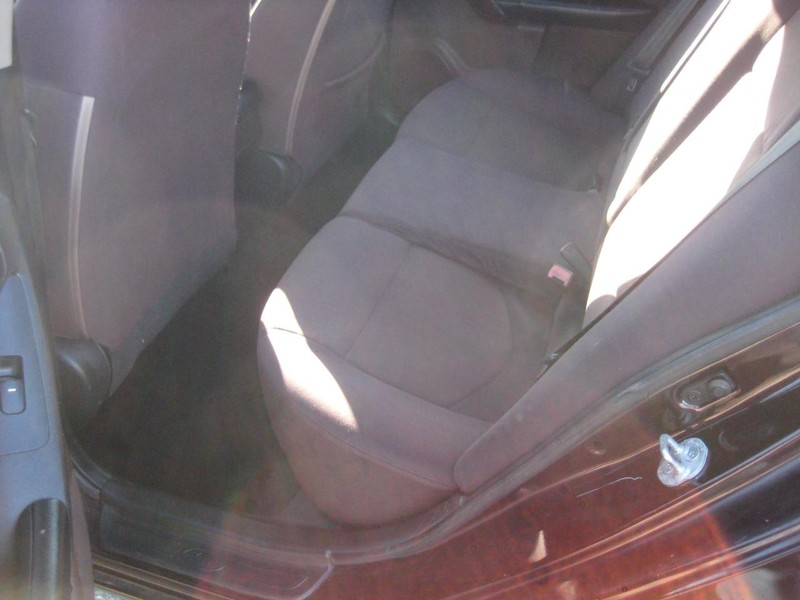 Kia Forte Vehicle Full-screen Gallery Image 18