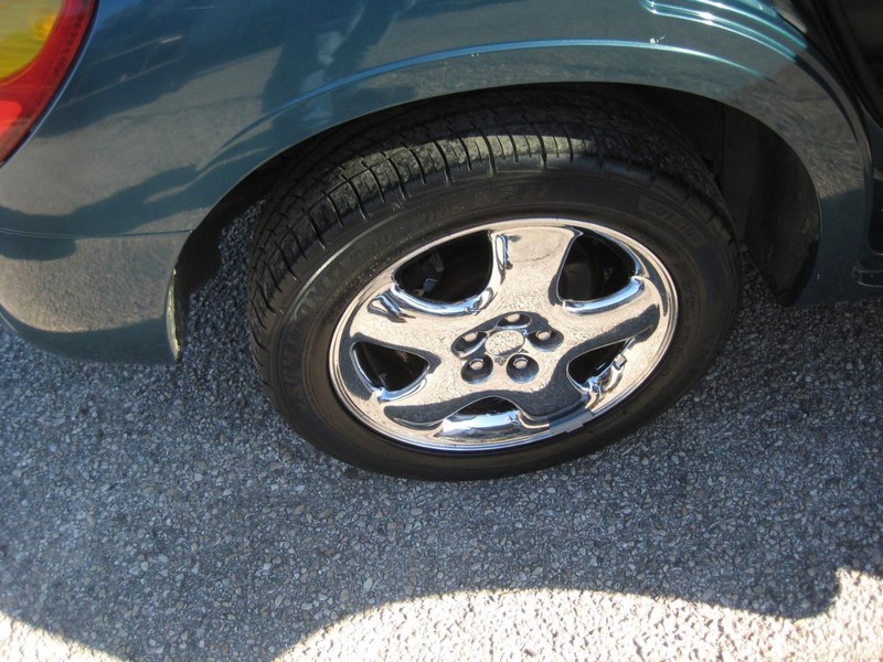 Chrysler PT Cruiser Vehicle Full-screen Gallery Image 19