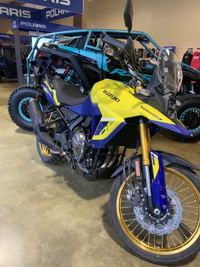 Suzuki V-Strom 800DE Vehicle Image 02