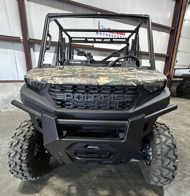 Polaris Ranger Crew 1000 Premium Polaris Pursuit Vehicle Image 05