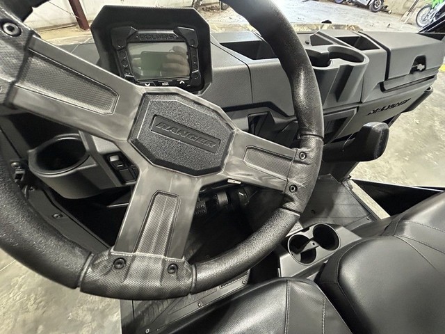 Polaris Ranger Crew 1000 Premium Polaris Pursuit Vehicle Image 09