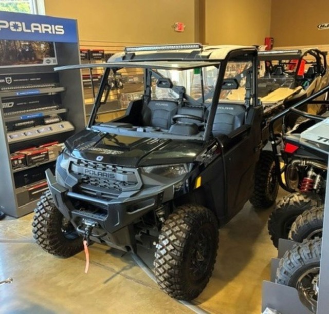 Polaris Ranger XP 1000 Premium Vehicle Image 04