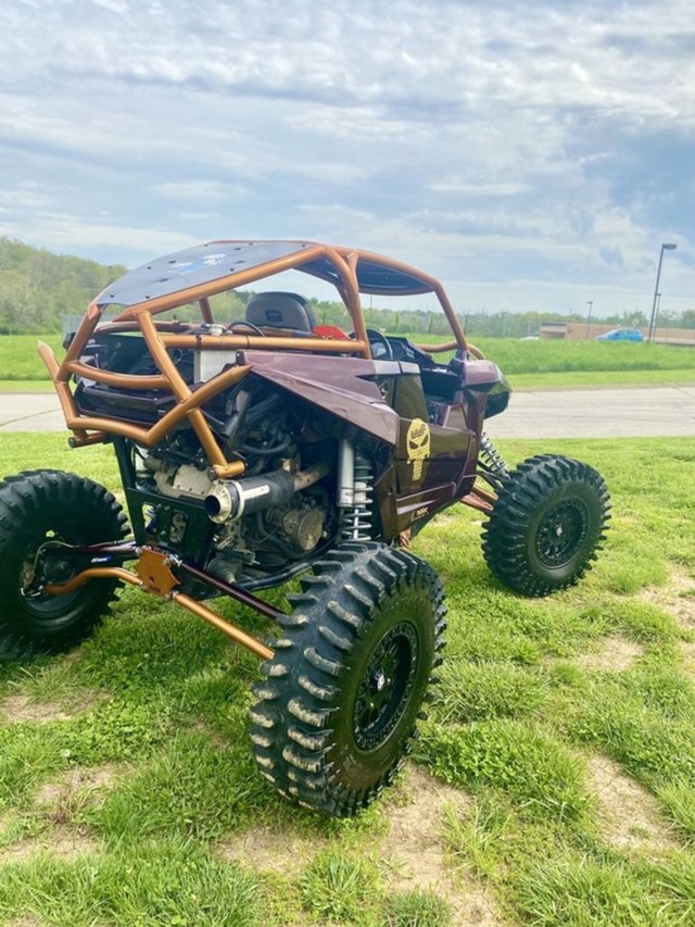 Polaris RZR® RS1 White Lightning Vehicle Image 06