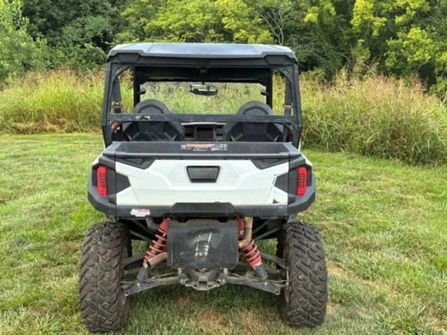 Polaris GENERAL? 1000 EPS White Lightning Vehicle Image 06