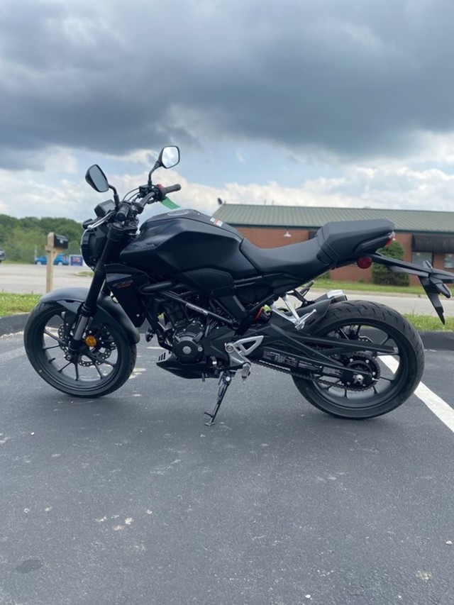 Honda CB300R Vehicle Image 04