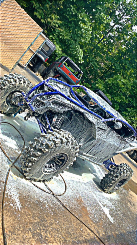 Can-Am® MAVERICK X3 Turbo RR Vehicle Image 06