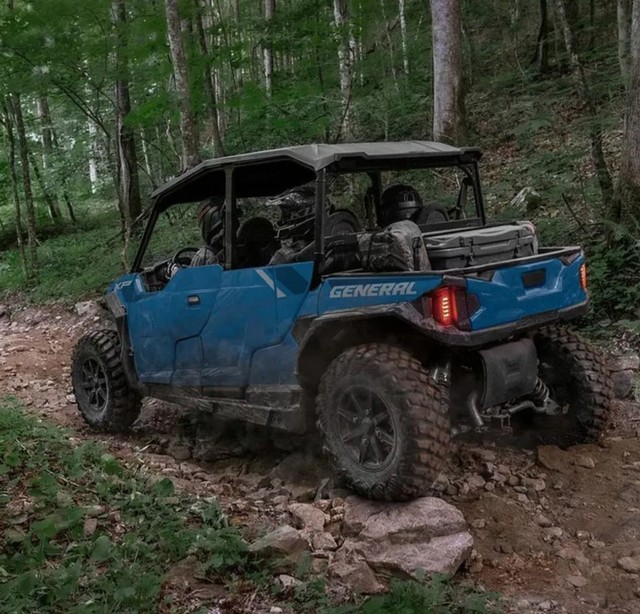 Polaris General XP 4 1000 Premium Vehicle Image 02